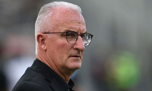 Dorival Júnior destaca resiliência do Corinthians em vitória emocionante sobre o Internacional