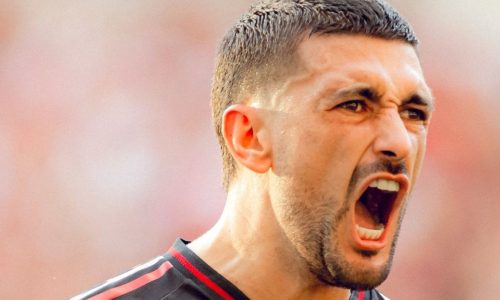 Flamengo ainda não tratou de renovações com Rossi, Pedro e Arrascaeta, afirma Boto: “Prioridade é o Varela”