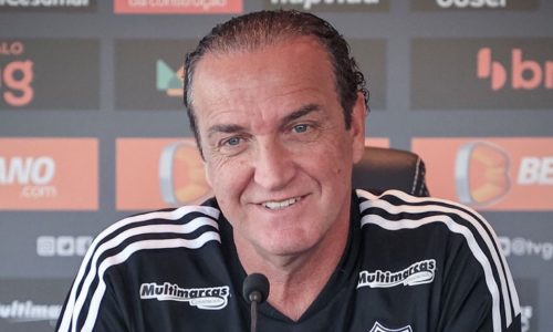 Atlético-MG sofre virada no Chile após descuido defensivo e irrita a torcida