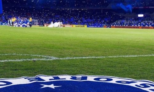 Dono do Cruzeiro se emociona em discurso no vestiário após vitória sobre o Flamengo