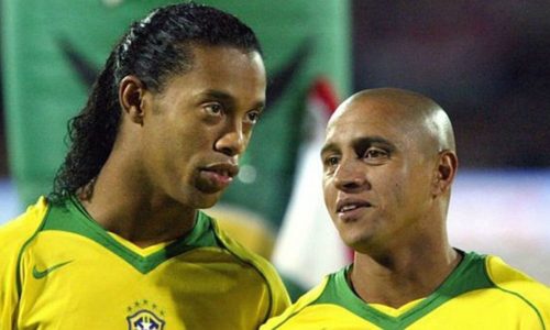 Ronaldinho Gaúcho e Roberto Carlos organizam jogo festivo com estrelas do futebol mundial em Miami 